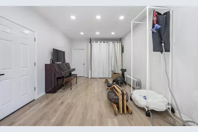 16920 107th Avenue, Jamaica, NY 11433 - Photo 6