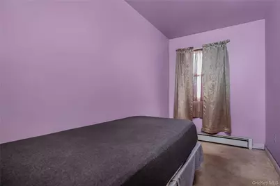 11 Holbrook Street, Bay Shore, NY 11706 - Photo 18