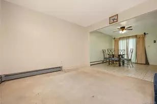 11 Holbrook St, Bay Shore, NY 11706 - Photo 10