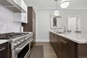 100 Garvies Point Rd, Glen Cove, NY 11542 - Photo 10