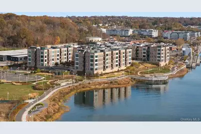 100 Garvies Point Road #1332, Glen Cove, NY 11542 - Photo 26