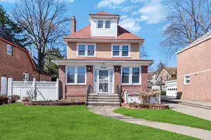 84-20 Charlecote Ridge, Jamaica, NY 11432 - Photo 1