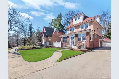 8420 Charlecote Ridge, Jamaica, NY 11432 - Photo 4