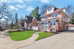 84-20 Charlecote Ridge, Jamaica, NY 11432 - Photo 4