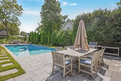 151 Church Avenue, Islip, NY 11751 - Photo 26