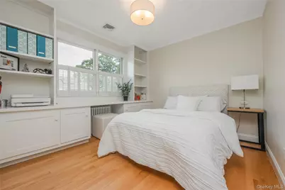 151 Church Avenue, Islip, NY 11751 - Photo 20