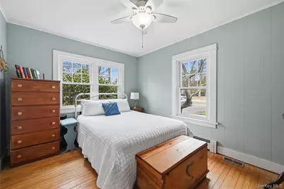 21 King Street, Hampton Bays, NY 11946 - Photo 26