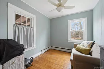 21 King Street, Hampton Bays, NY 11946 - Photo 28