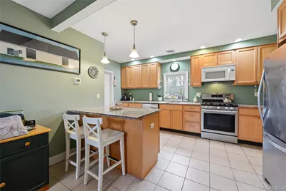 21 King Street, Hampton Bays, NY 11946 - Photo 8