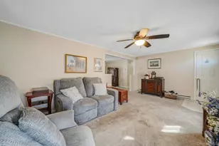 2 Dogwood Ln, Manorville, NY 11949 - Photo 12