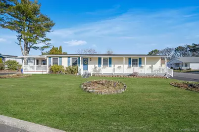 2 Dogwood Lane, Manorville, NY 11949 - Photo 1