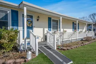 2 Dogwood Ln, Manorville, NY 11949 - Photo 8