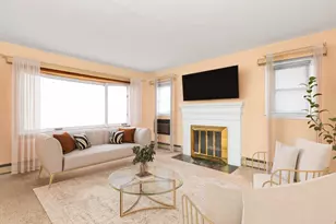 104 Vesper Ct, Babylon, NY 11702 - Photo 8