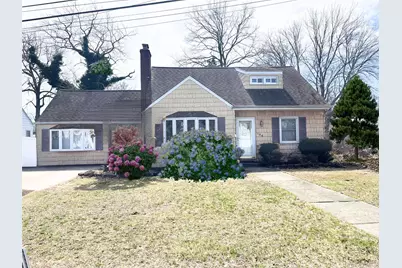 104 Vesper Court, Babylon, NY 11702 - Photo 1