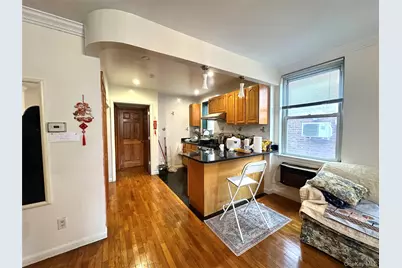 150-21 61st Road, Kew Gardens, NY 11367 - Photo 4