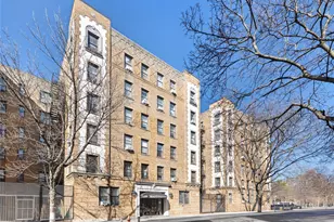 2199 Holland Ave, Bronx, NY 10462 - Photo 10