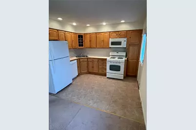 400 Foch Boulevard, Mineola, NY 11501 - Photo 4