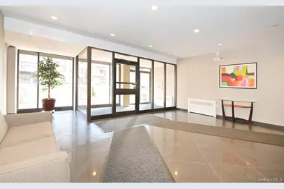 4 Birchwood Court #1O, Mineola, NY 11501 - Photo 14