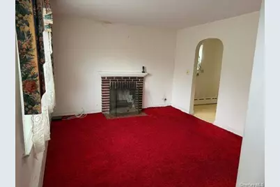 207 Morsemere Avenue, Yonkers, NY 10703 - Photo 2