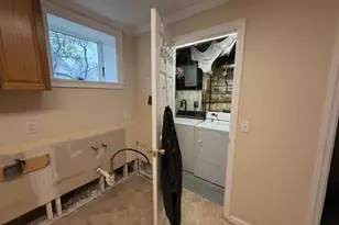 207 Morsemere Ave, Yonkers, NY 10703 - Photo 22