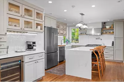 199 Hickory Grove Drive E, Larchmont, NY 10538 - Photo 20