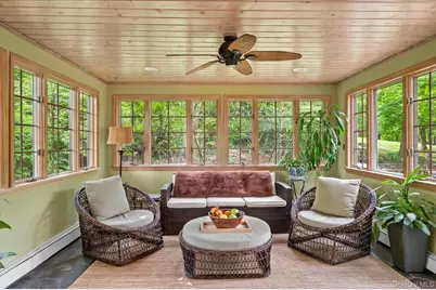 199 Hickory Grove Drive E, Larchmont, NY 10538 - Photo 22