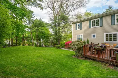 199 Hickory Grove Drive E, Larchmont, NY 10538 - Photo 6