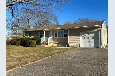 16400 County Road 48, Cutchogue, NY 11935 - Photo 2