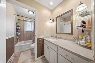 36 Vincent Dr, Middletown, NY 10940 - Photo 14