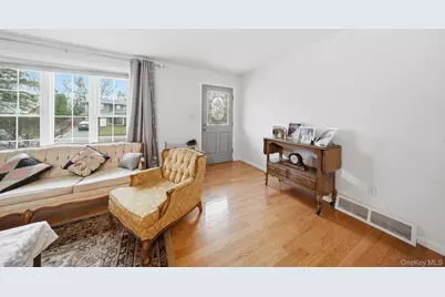 36 Vincent Drive, Middletown, NY 10940 - Photo 6