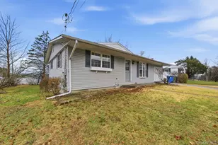 36 Vincent Dr, Middletown, NY 10940 - Photo 2