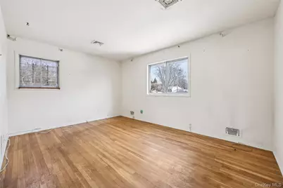 25 Freund Drive, Nanuet, NY 10954 - Photo 14