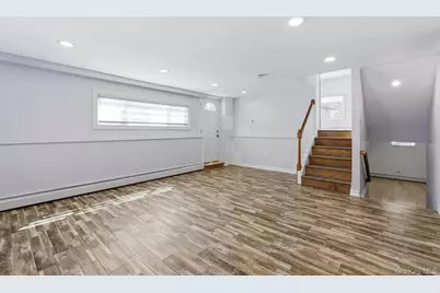 1374 Prospect Avenue, East Meadow, NY 11554 - Photo 8