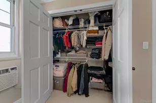 60-22 251st St, Little Neck, NY 11362 - Photo 10