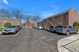 60-22 251st St, Little Neck, NY 11362 - Photo 16