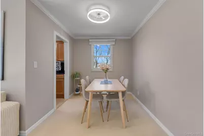 60-22 251st Street #2-504, Little Neck, NY 11362 - Photo 4