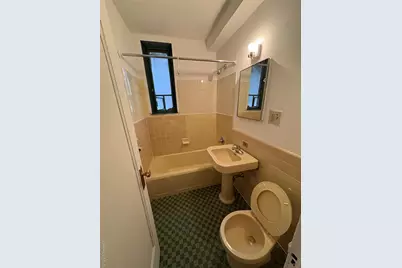 24 Metropolitan Oval #ME, Bronx, NY 10462 - Photo 4