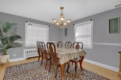 121 6th Street, Hicksville, NY 11801 - Photo 8