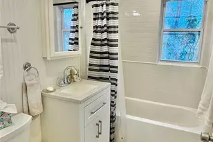 50 Hazelwood Ave, Westhampton Beach, NY 11978 - Photo 12