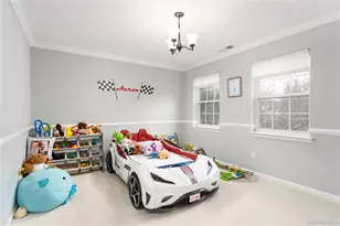 7 Framingham Ln, Shoreham, NY 11786 - Photo 28