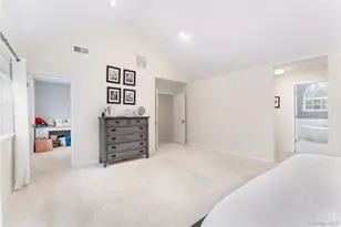 7 Framingham Ln, Shoreham, NY 11786 - Photo 22