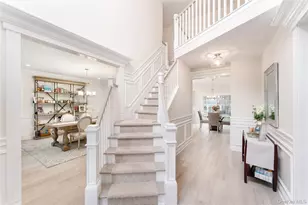 7 Framingham Ln, Shoreham, NY 11786 - Photo 4