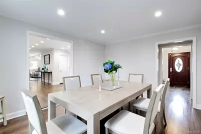 109 Country Club Drive, Port Washington, NY 11050 - Photo 16