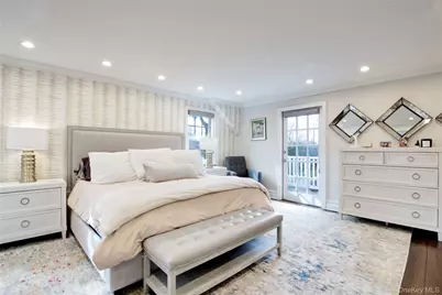 109 Country Club Drive, Port Washington, NY 11050 - Photo 18