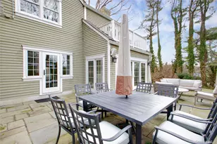 109 Country Club Dr, Port Washington, NY 11050 - Photo 36