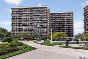 152-18 Union Tpke, Flushing, NY 11367 - Photo 4