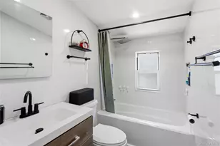 25 Leonard Rd, Syosset, NY 11791 - Photo 20