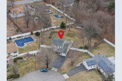 5 Donna Court, Selden, NY 11784 - Photo 20