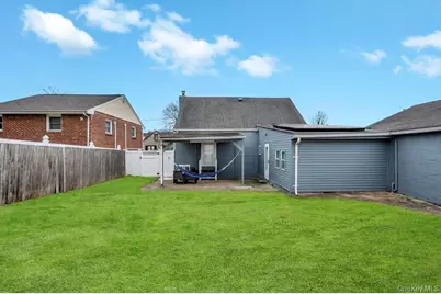 60 Herbert Herbert Avenue, Elmont, NY 11003 - Photo 16