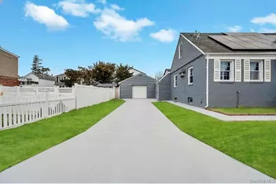 60 Herbert Herbert Avenue, Elmont, NY 11003 - Photo 6